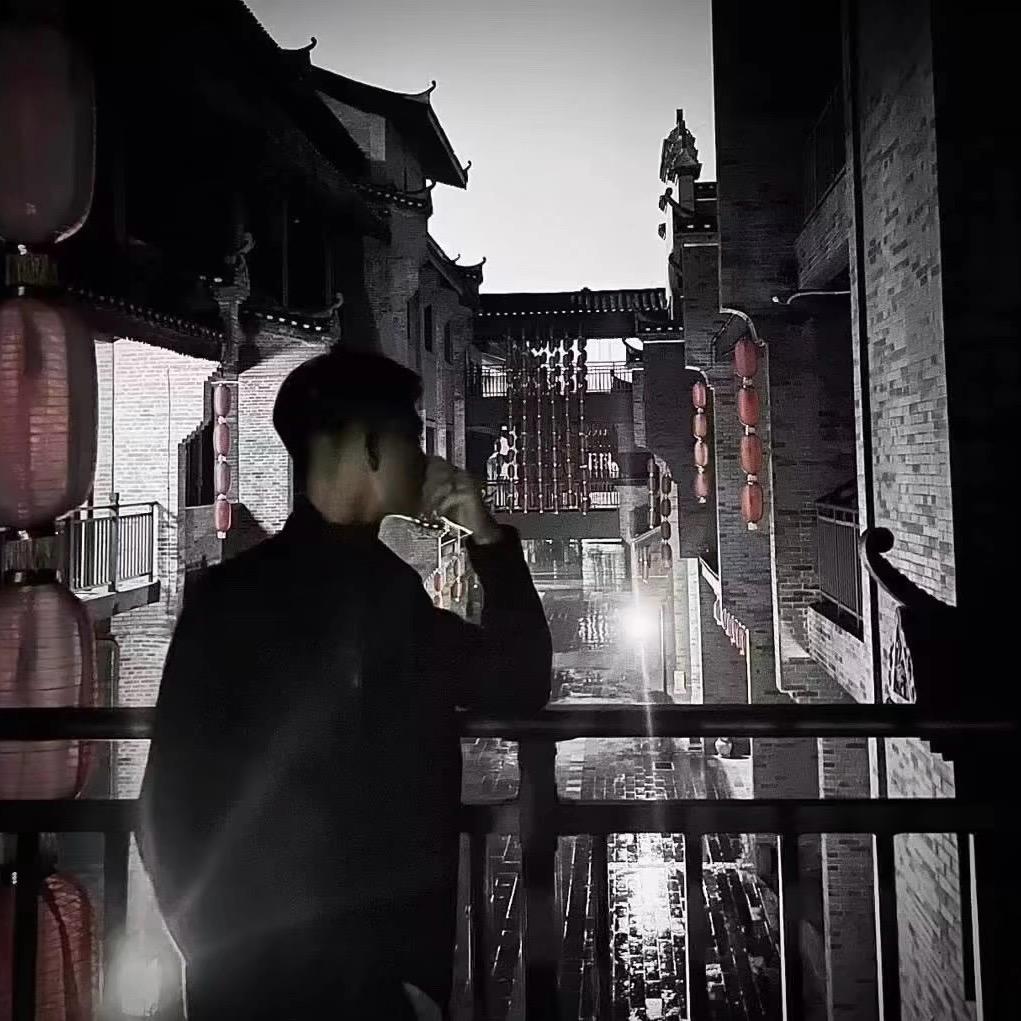 锐.