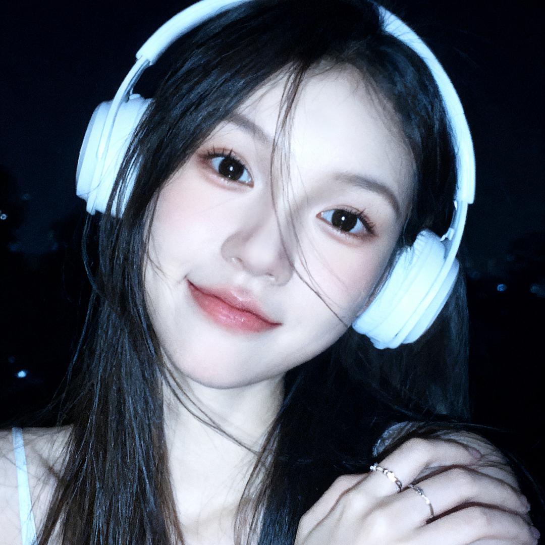 蒸糕笑的小美