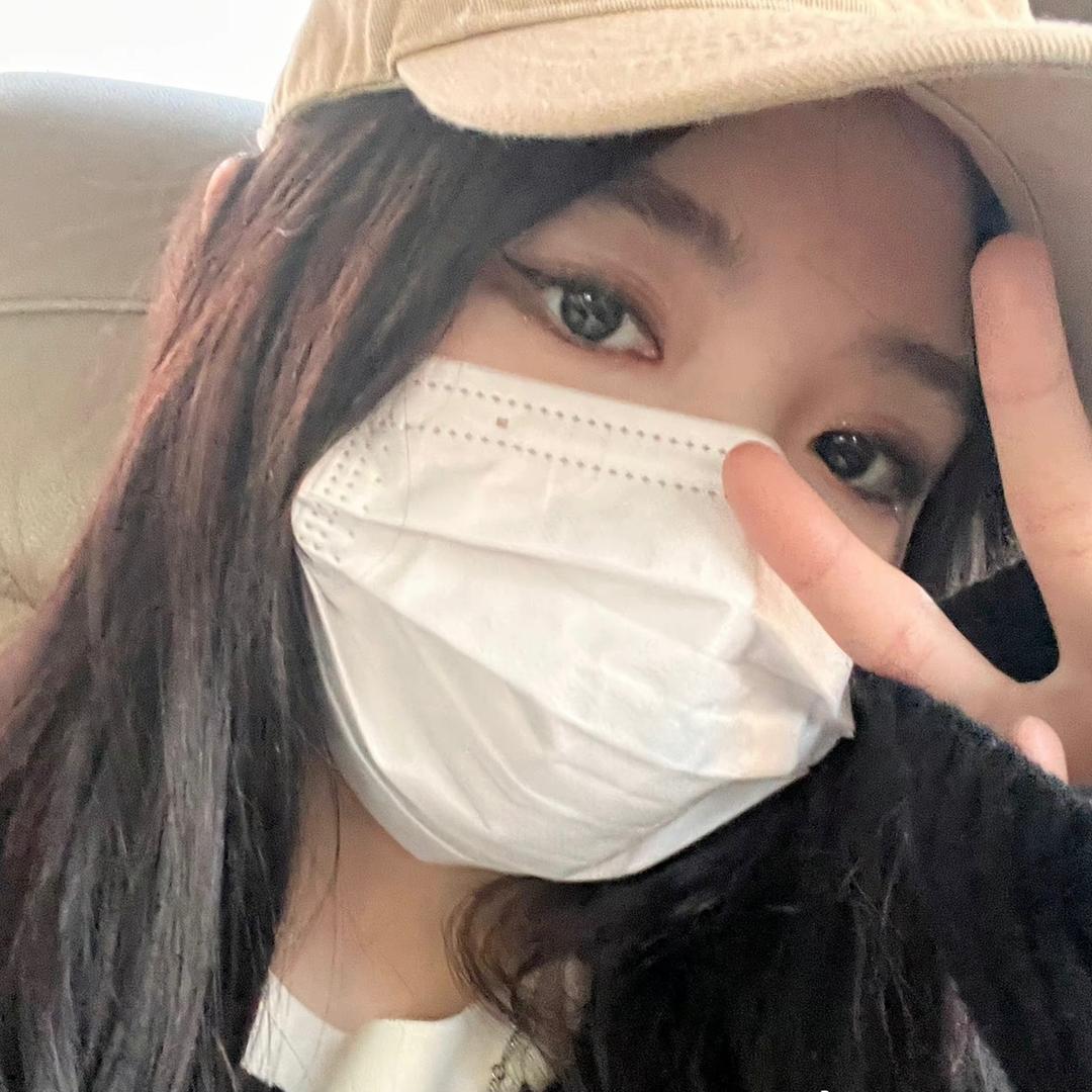 草莓小卷子