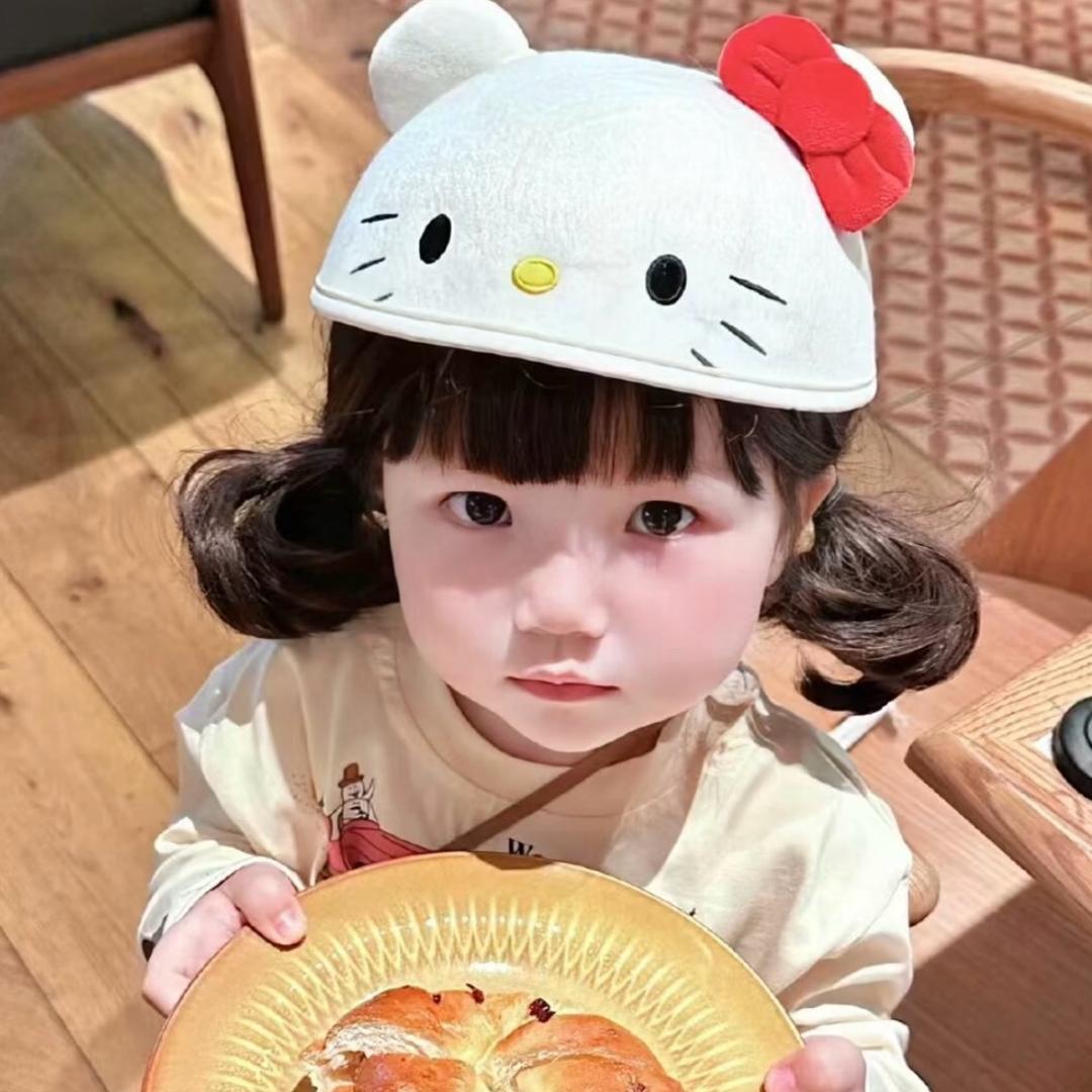 爱吃香菜.