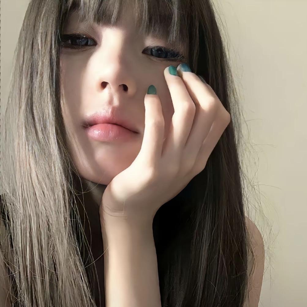 东女装