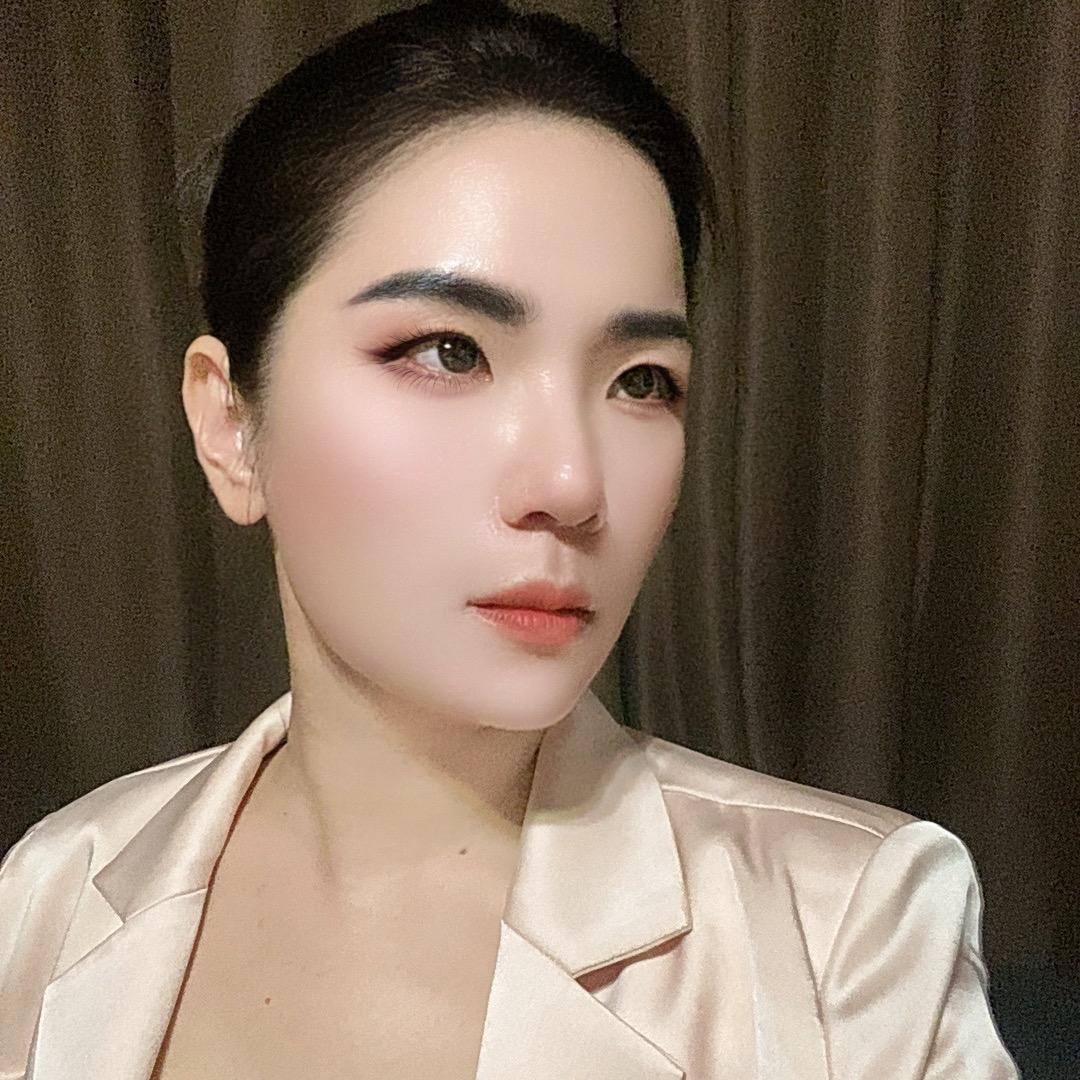 Lucky Miss Huang💝
