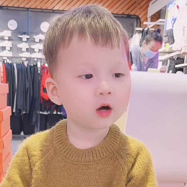 罗佑佑的漂亮麻麻