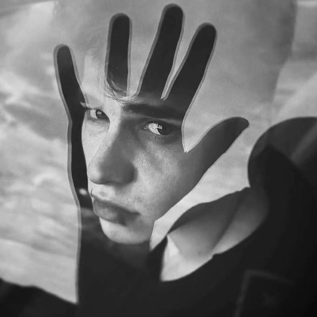 网 络 而 已.🩸