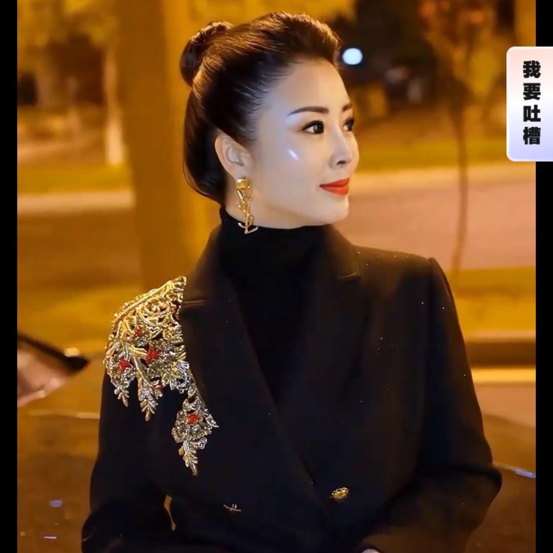 半妖的妩媚