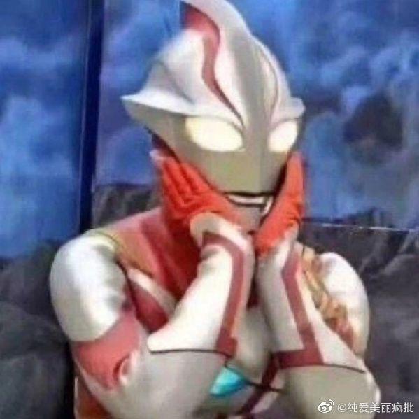 我吃饭不看手机🦀