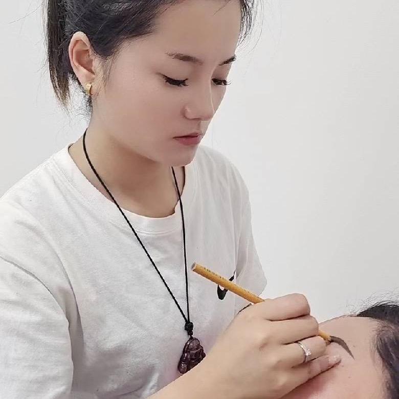 在柿子园美甲首播1点