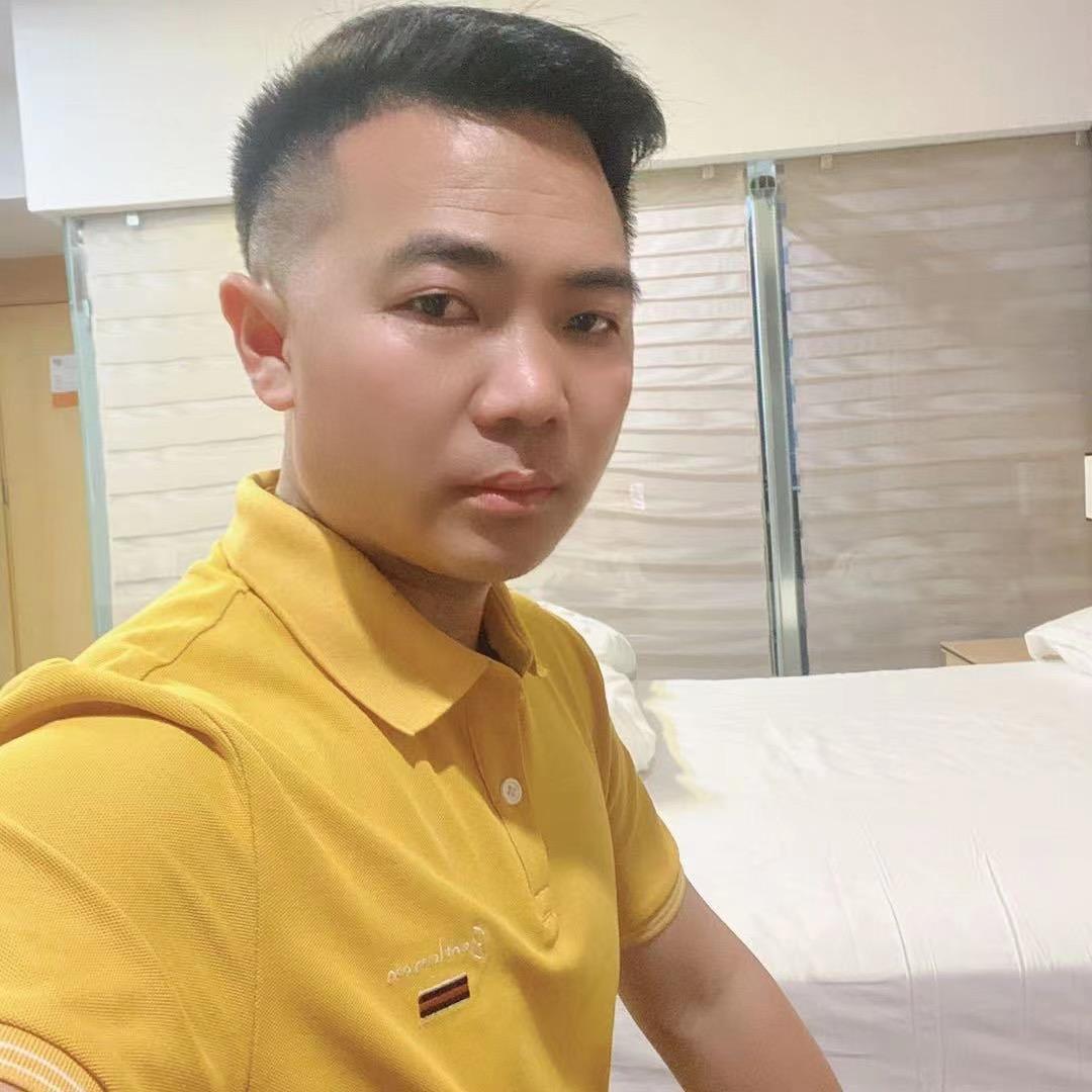 黄斌