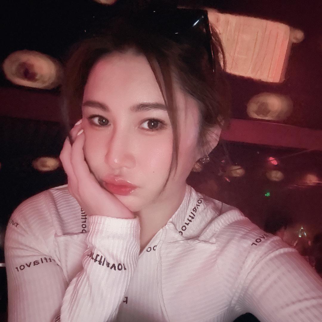 mi-彤