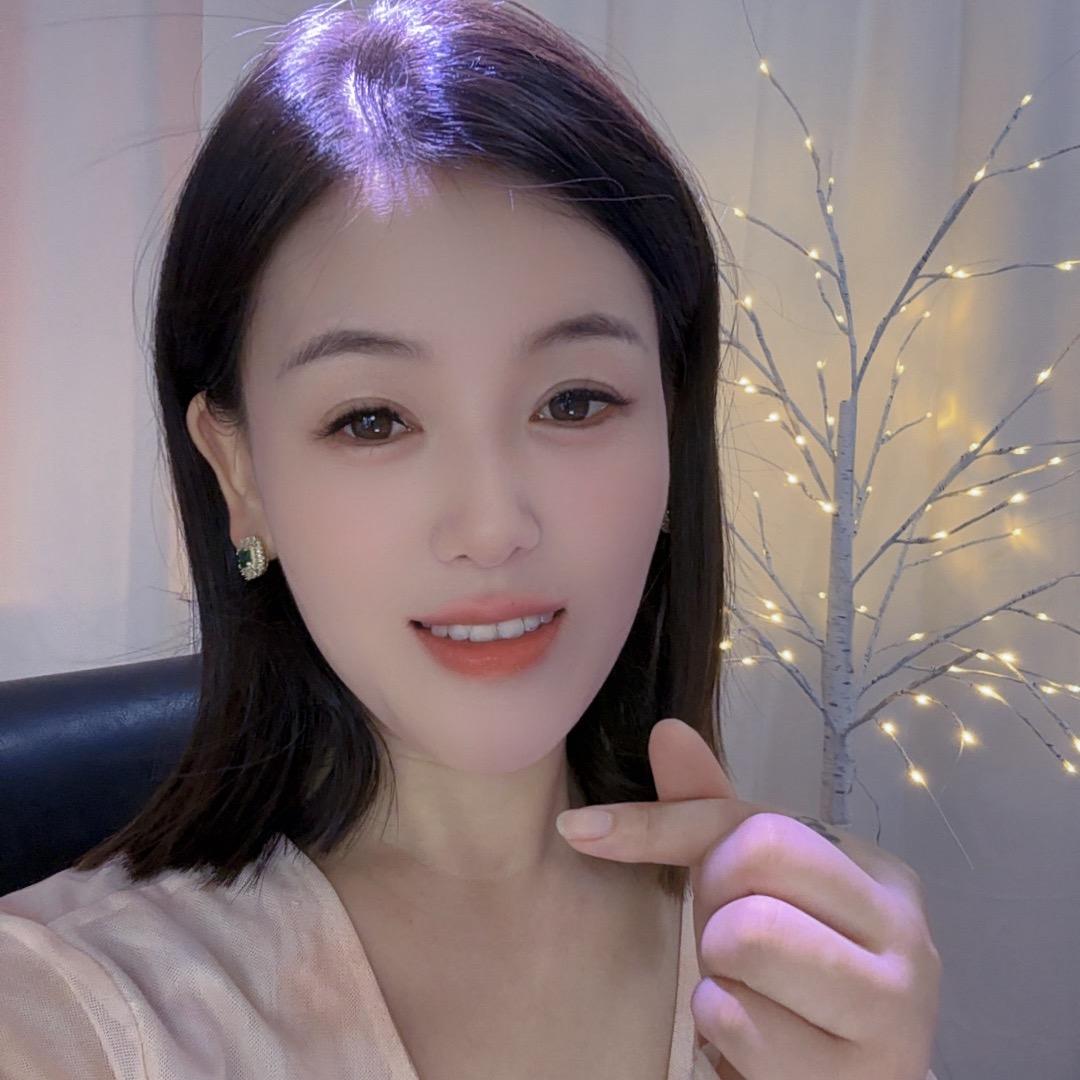 婷婷🦋(脱口赞）