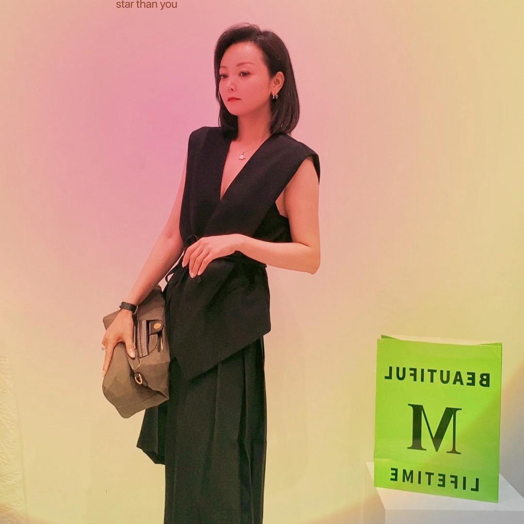 金爱飞服装店