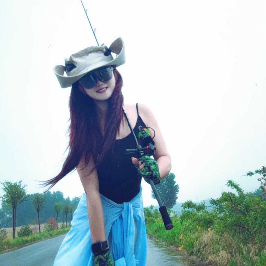 暴富美少女𓆡𓆝𓆟