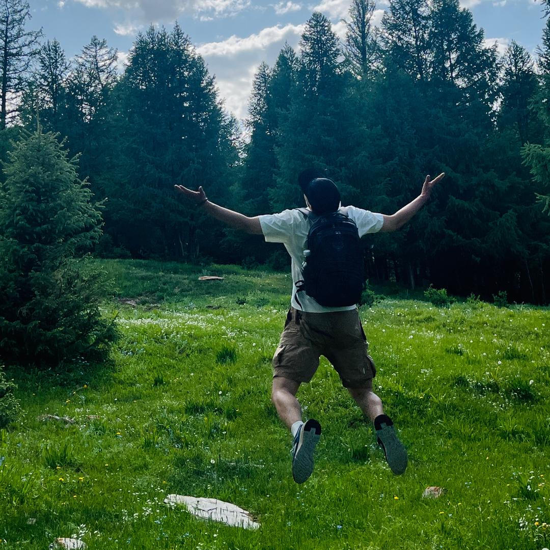 爱吃🍉的剪刀手