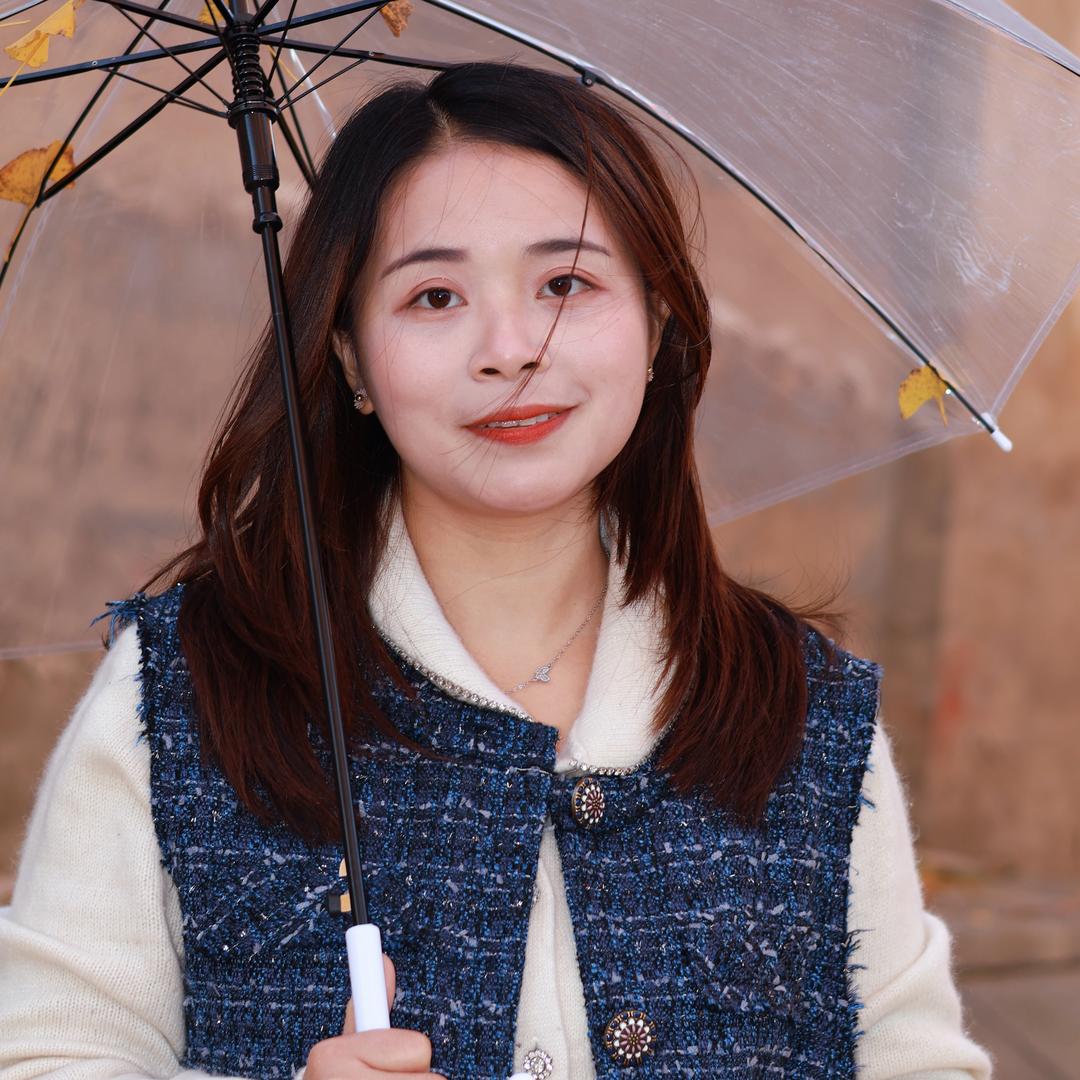 金鹏系统门窗～陈娇