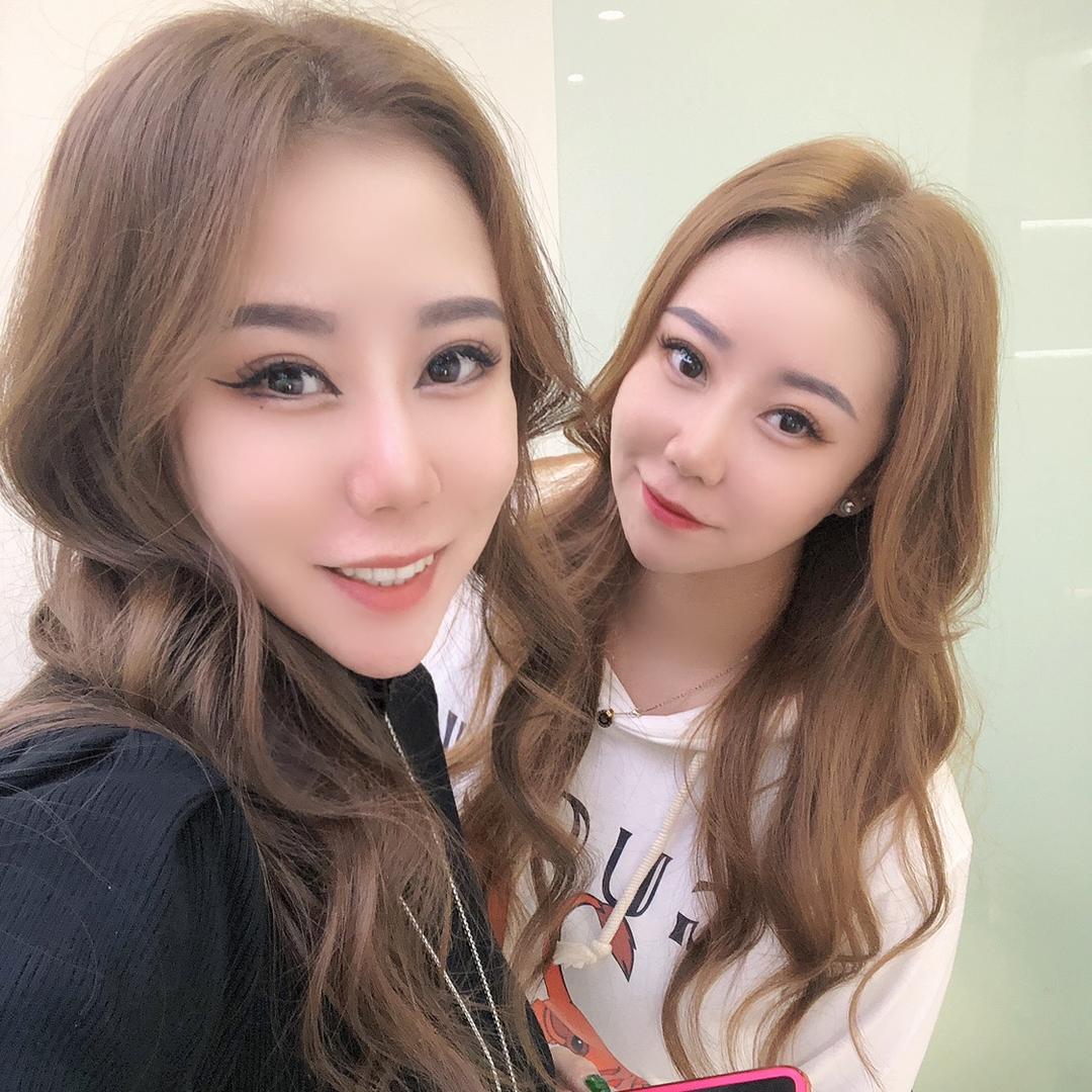 双胞胎 芯芯👯‍♀️(拒绝连赞) 🍃