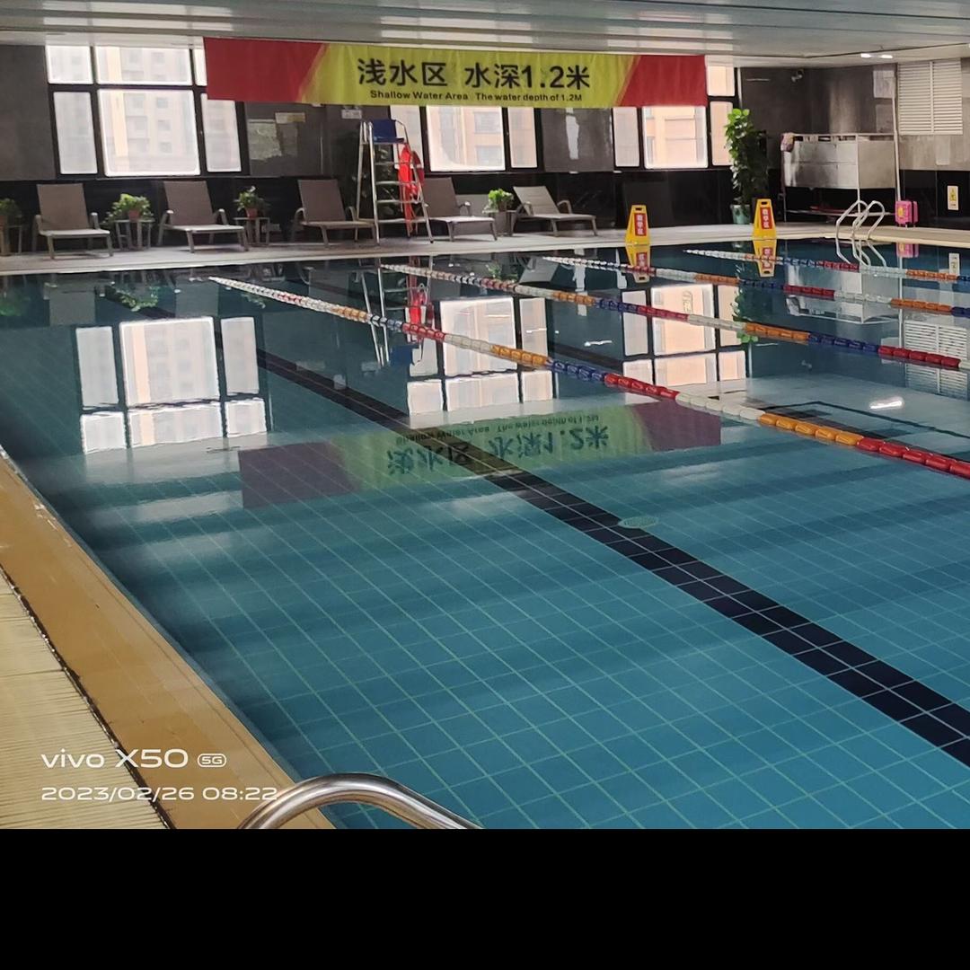 沙漠春天游泳馆任姗姗