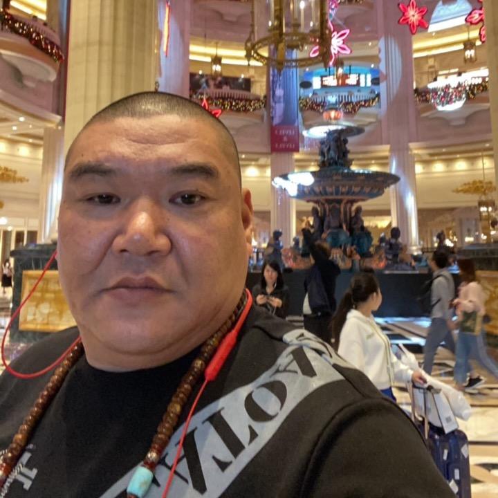 狼若回头，不是报恩，就是报仇