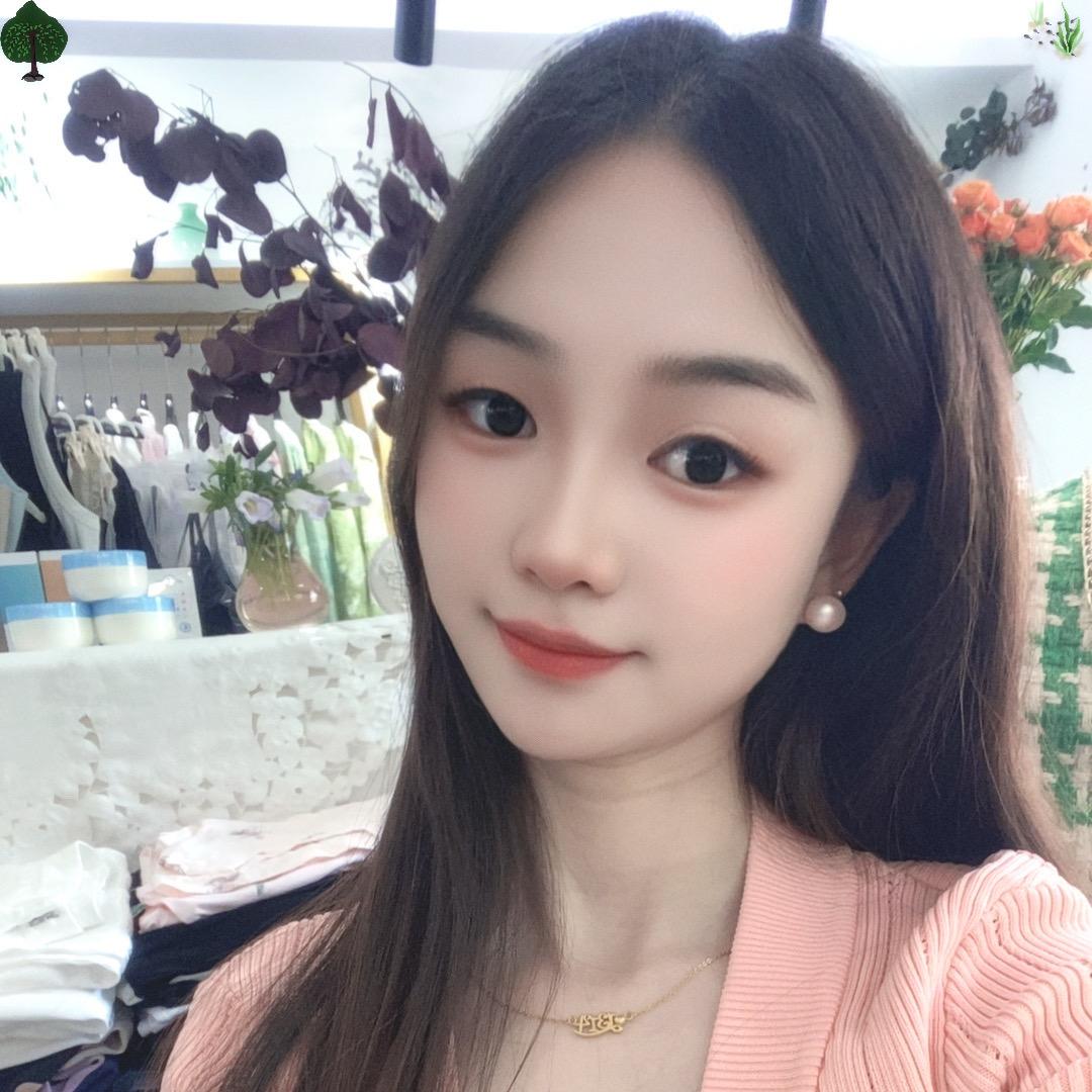 勤勤爱吃榴莲