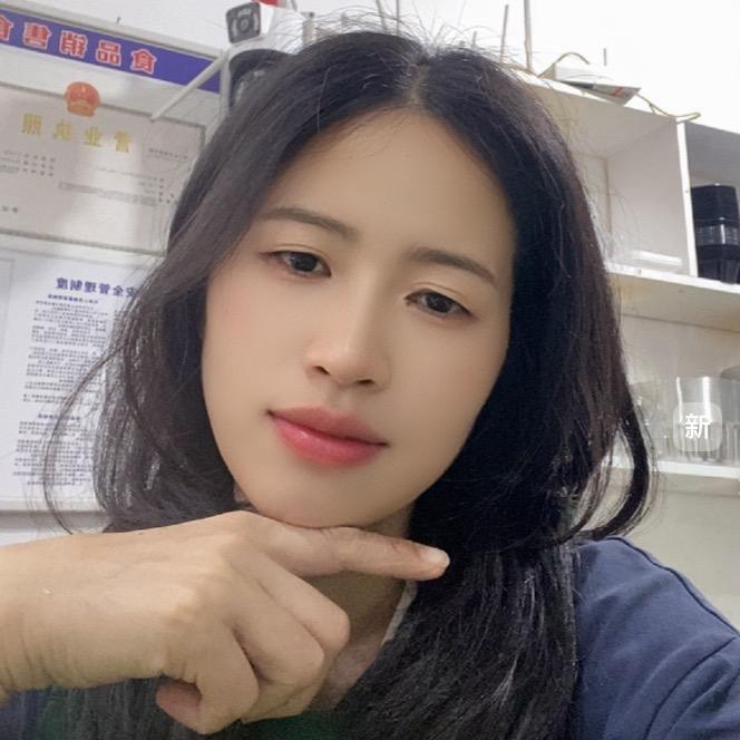 住在顶楼的女人