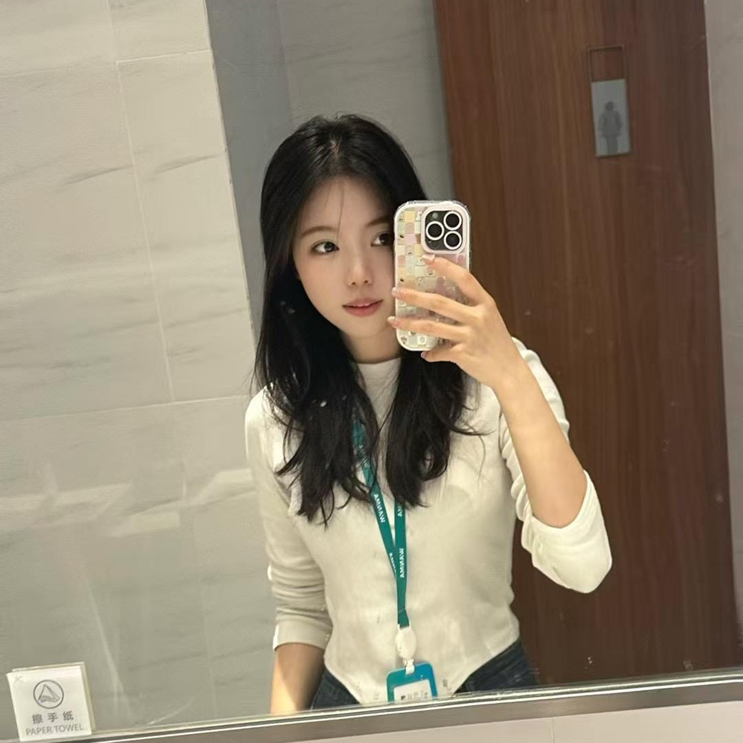Eva苏小小