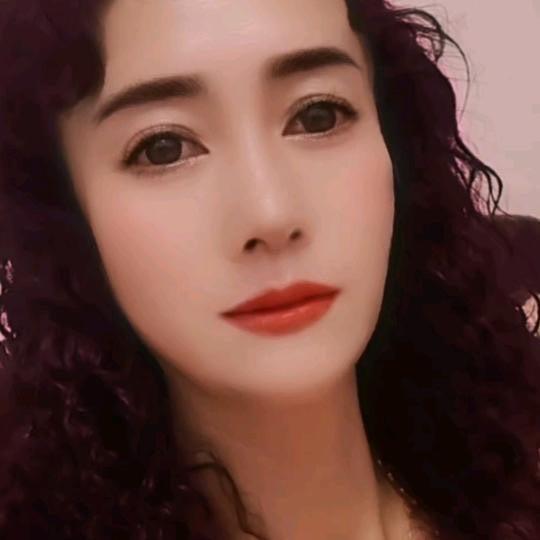 英子💋