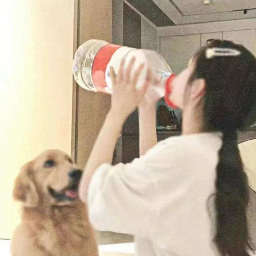 爱喝白开水