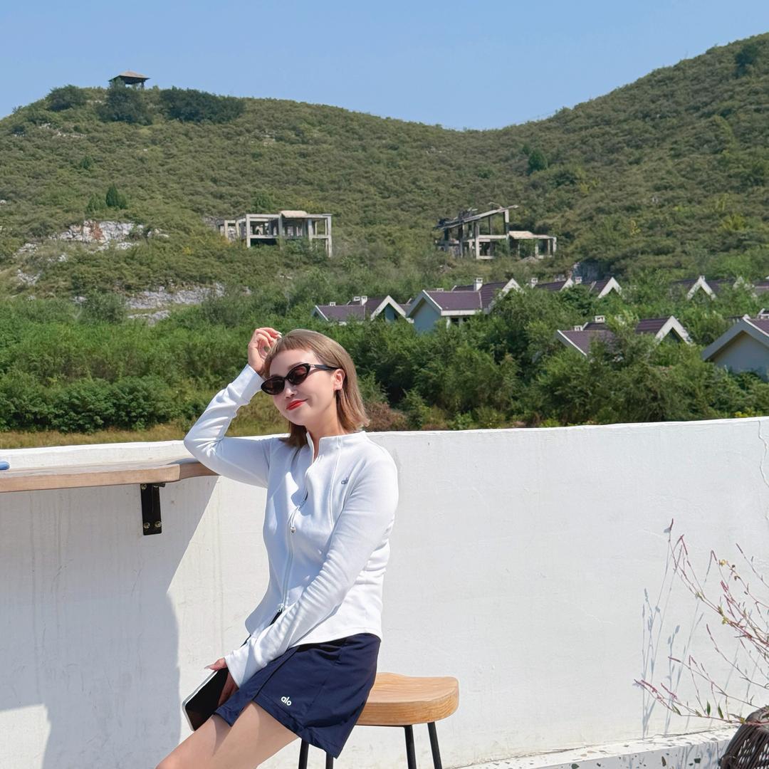 清苑区锦李女装店