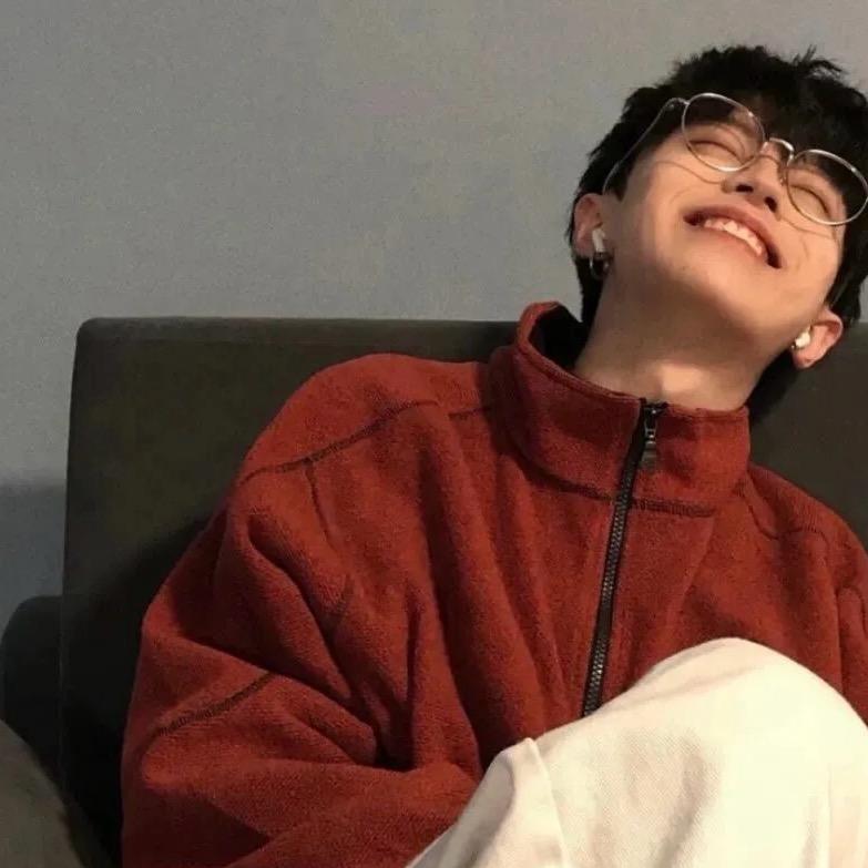 -L..（老城鼓队）