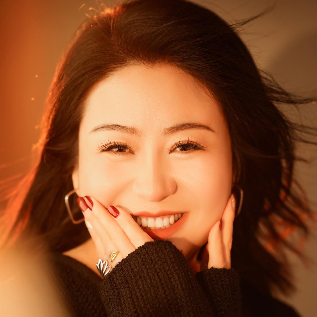 大小姐（瑞盈）主持歌手