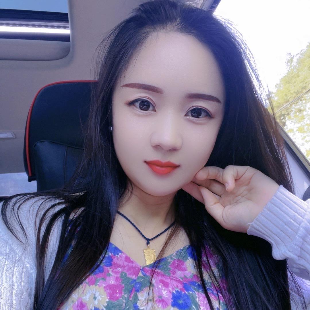 胡嵘儿