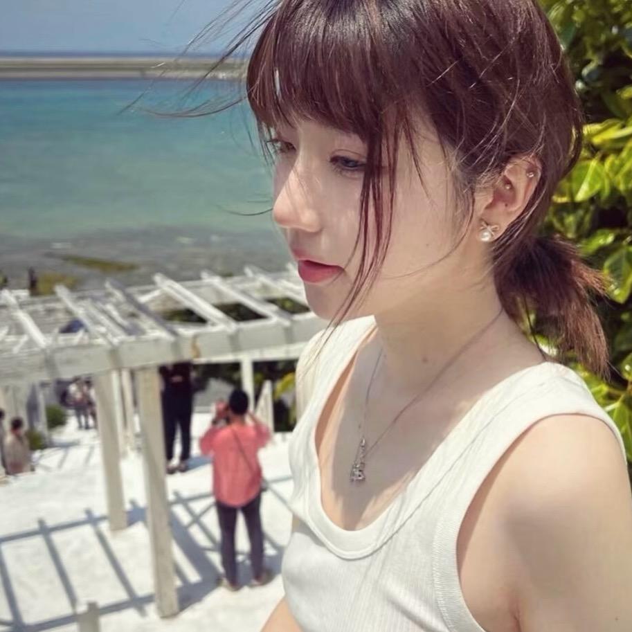 璐颖