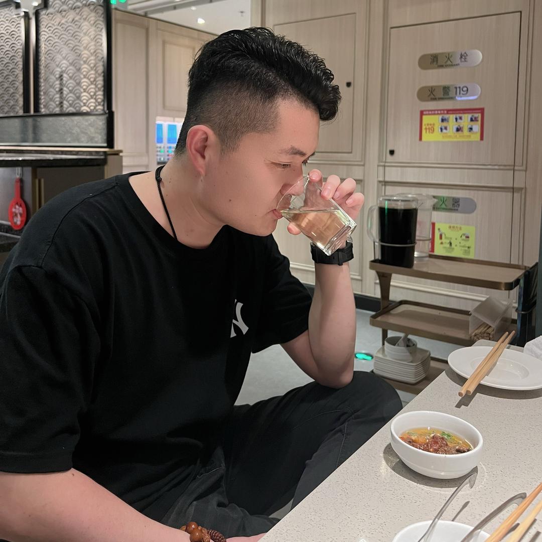 三少同学