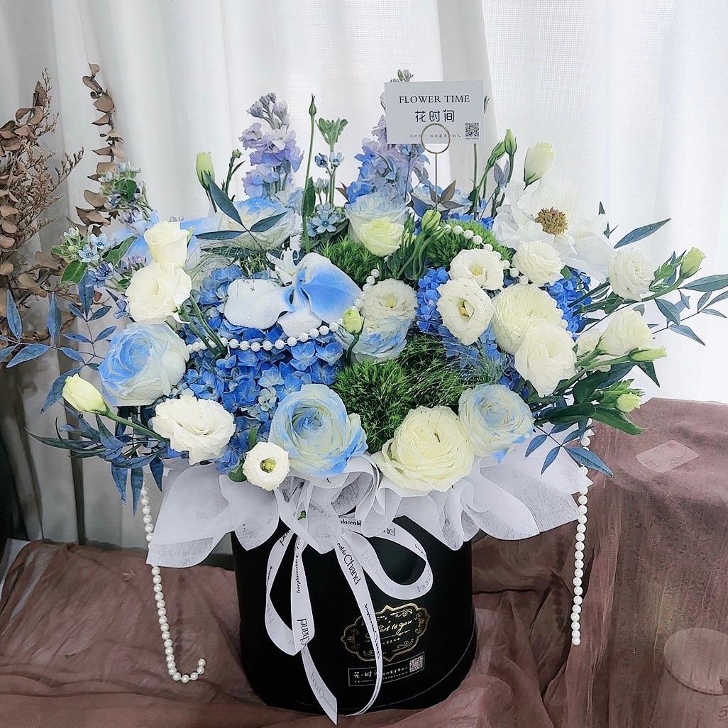 谷城县花时间花艺.气球🎈婚礼