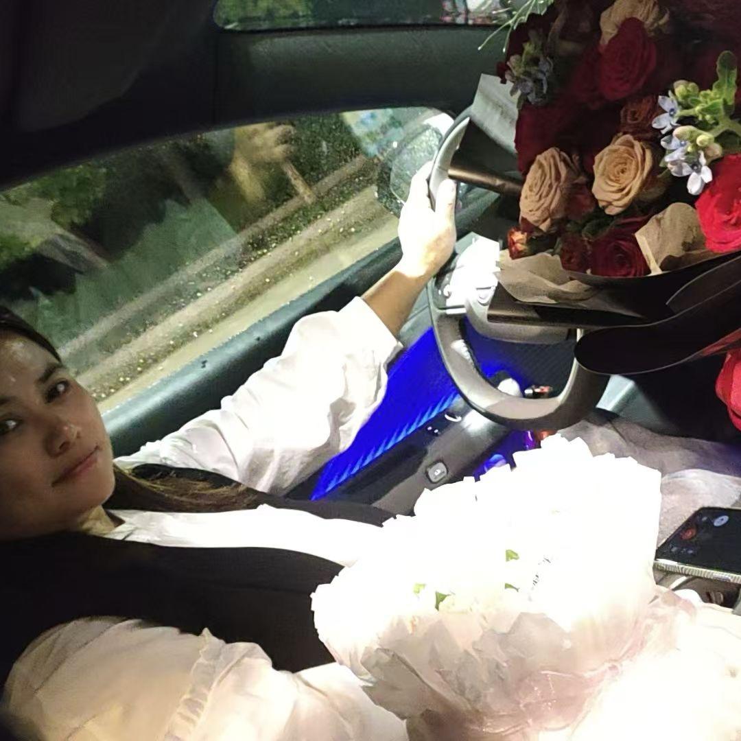 出租车🚕女司机欢迎包车