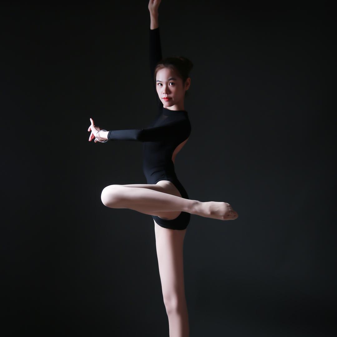 小杨老师前方专业舞蹈基地(骏达店)