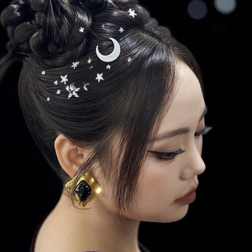 麦燕与王