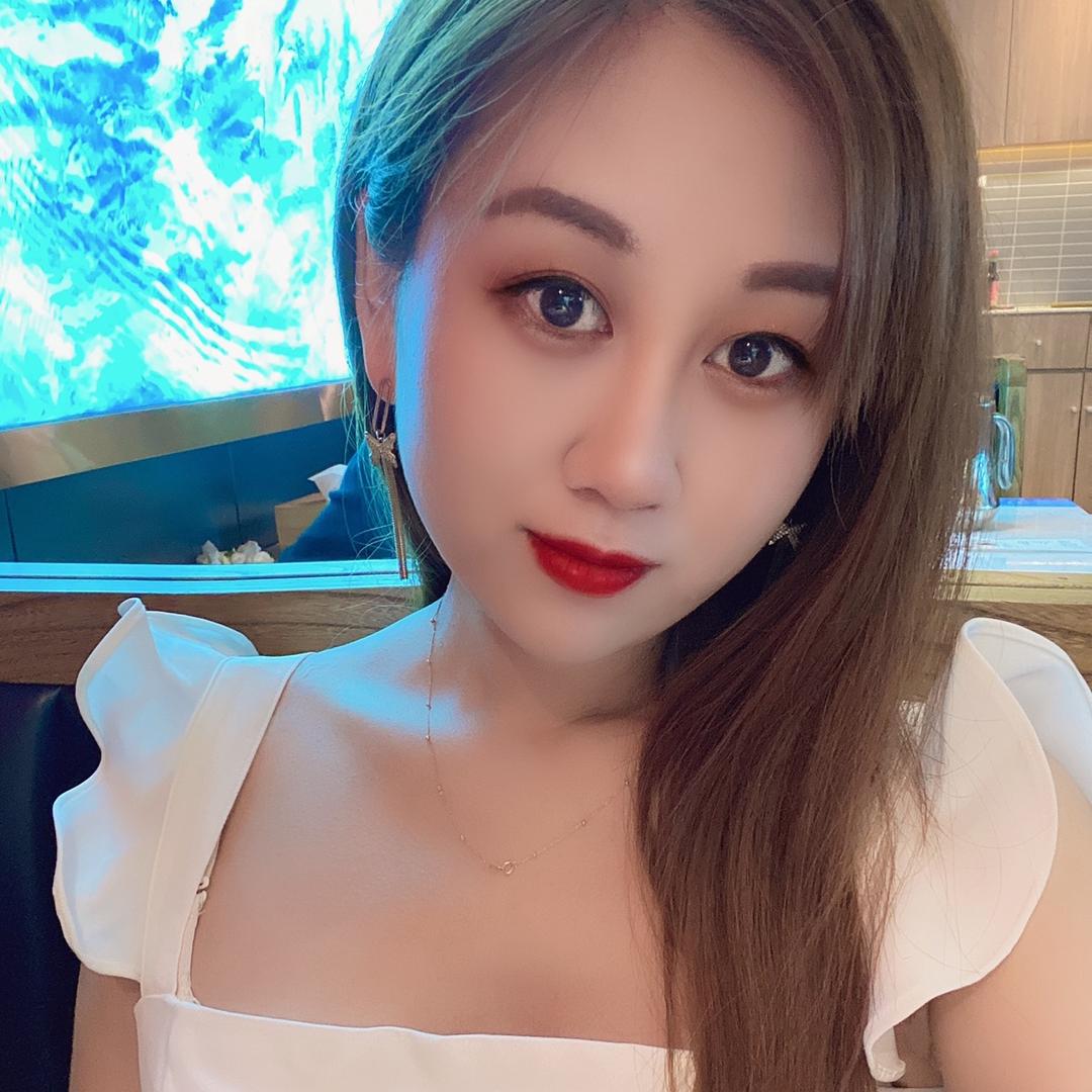 👄 满月in北京