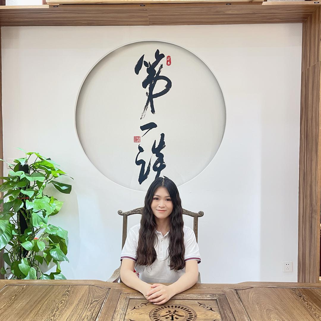 糖糖吖
