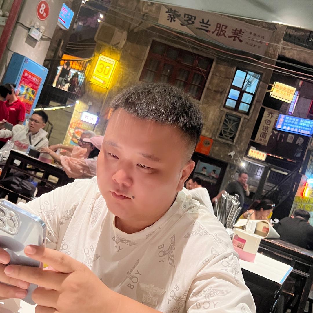 是杨快乐