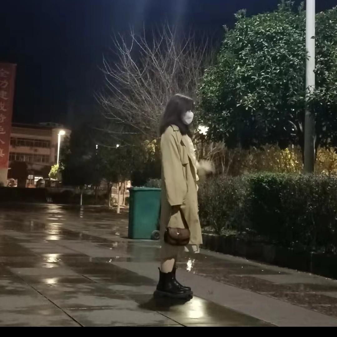 *謿
