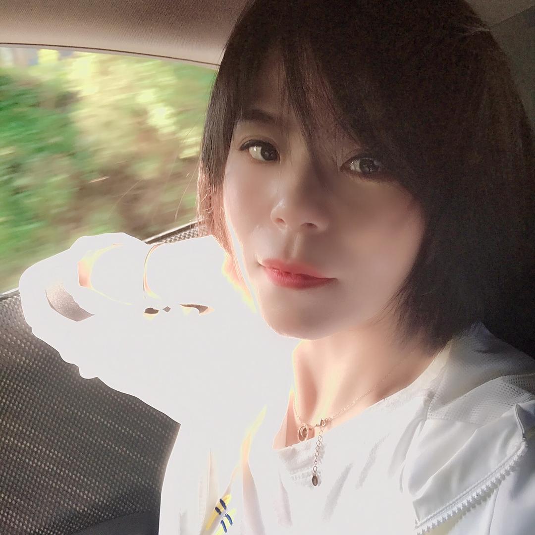 👑Mrs. 王 ✨
