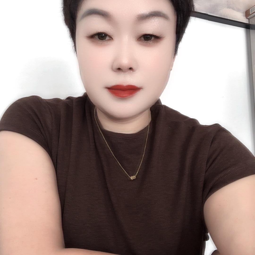 红墙小院