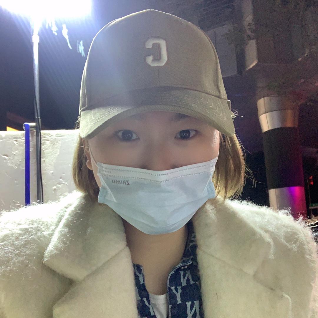 小五在摆摊