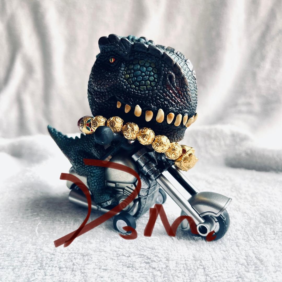 D.M-📷