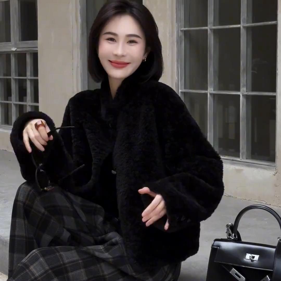 「焦思文」爆款穿搭