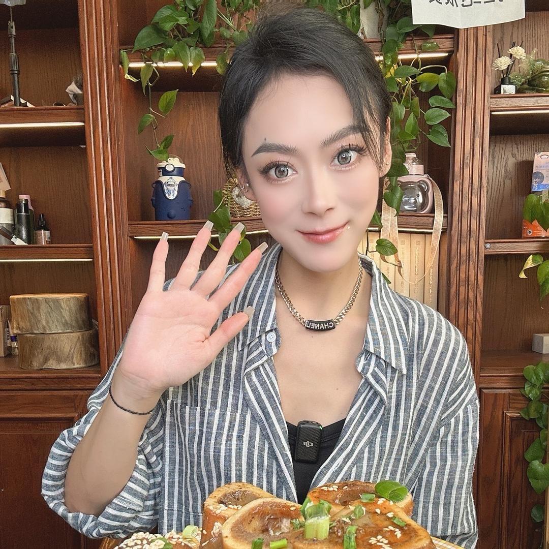万万🔥爱美食小号