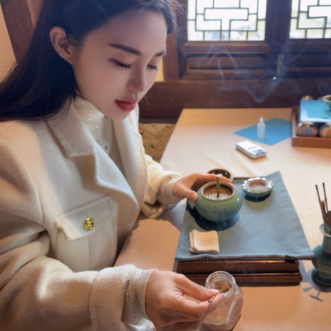 美若初见头皮抗衰中心