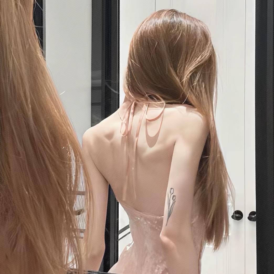 -思怡yyyi^.