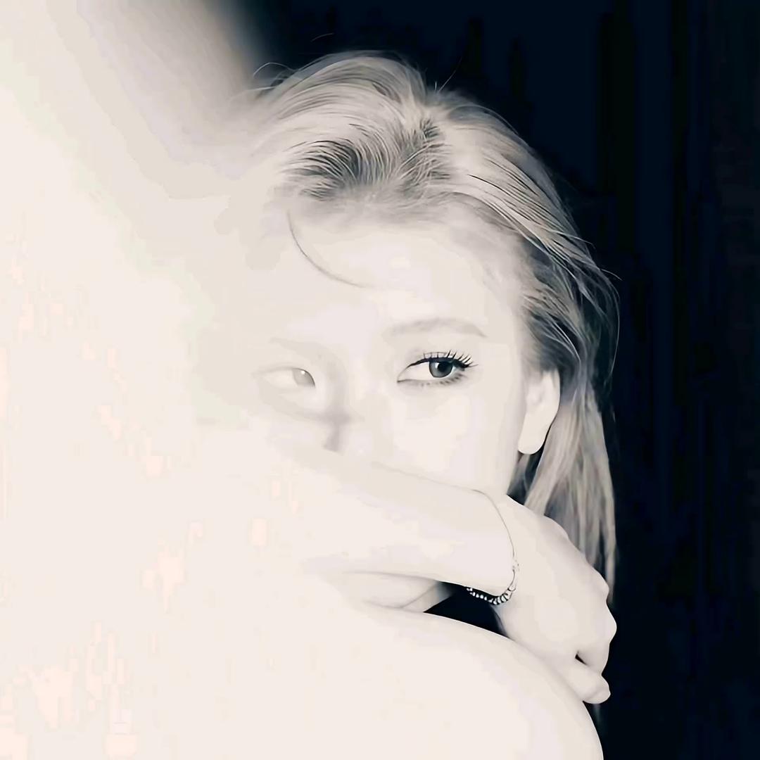 1yy