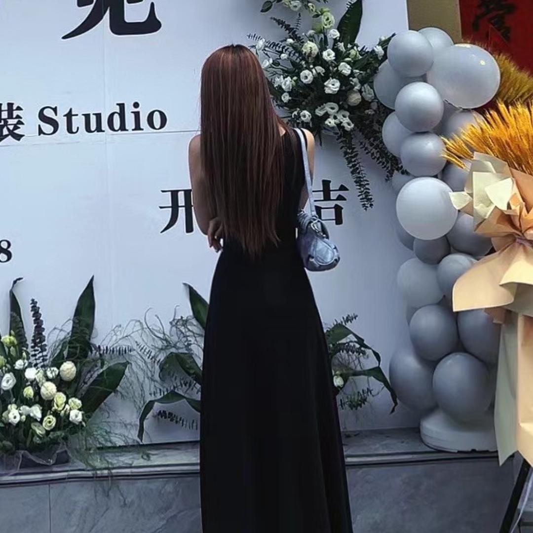 张贝贝（女装）